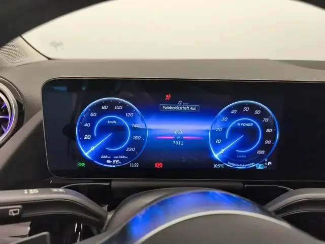 Mercedes-Benz EQA 300