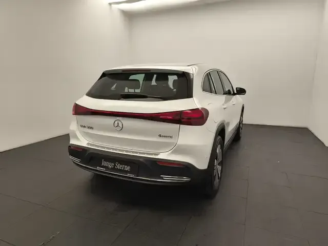 Mercedes-Benz EQA 300
