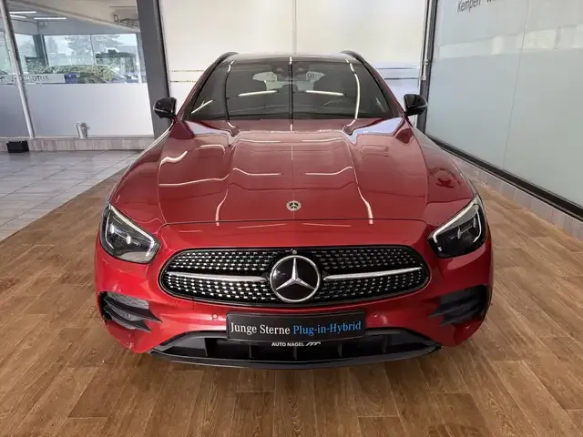 Mercedes-Benz E 300