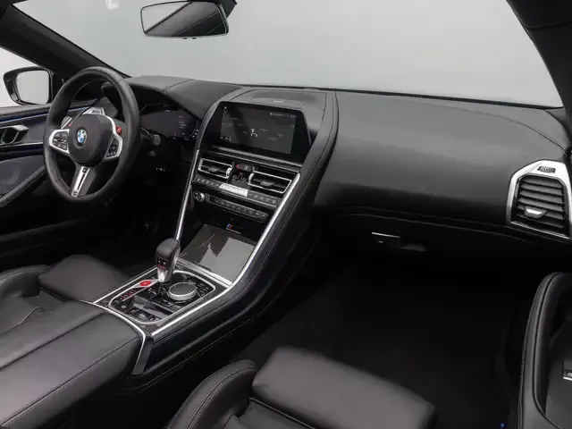 BMW M8