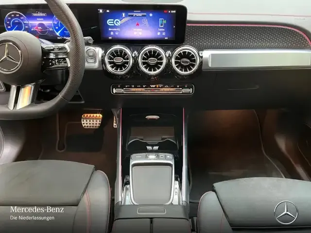 Mercedes-Benz EQB 300