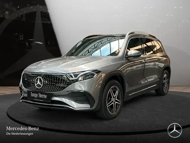 Mercedes-Benz EQB 300