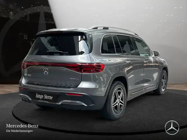 Mercedes-Benz EQB 300