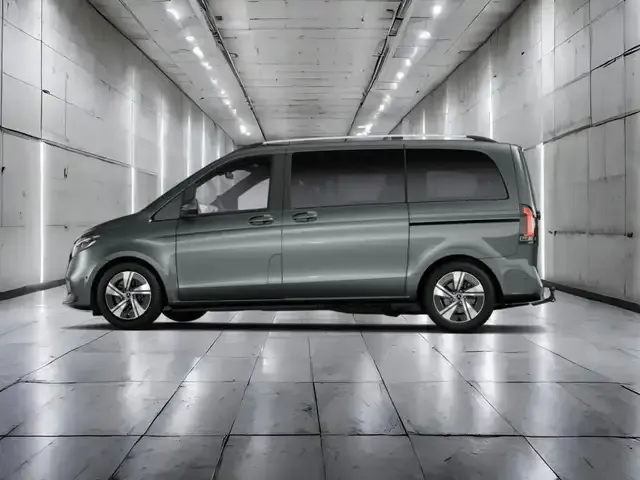 Mercedes-Benz V 220