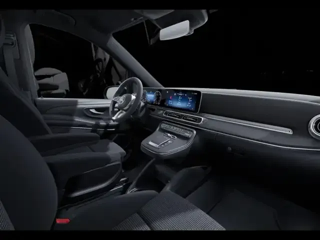 Mercedes-Benz V 220