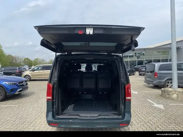 Mercedes-Benz V 300