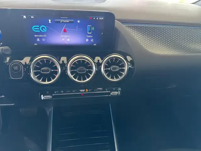 Mercedes-Benz EQA 350