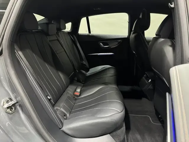 Mercedes-Benz EQE 300