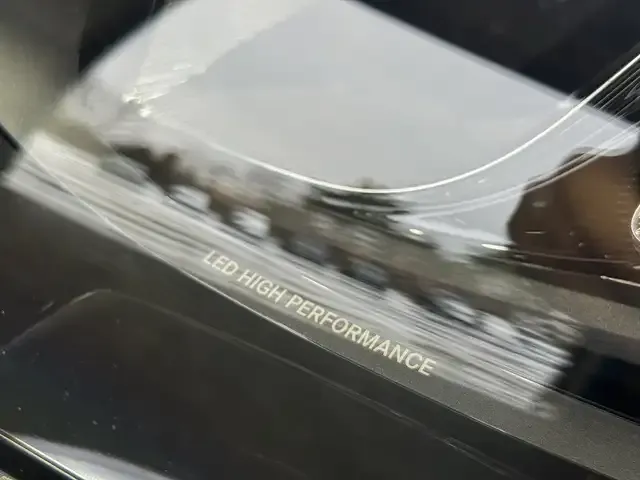 Mercedes-Benz EQE 300