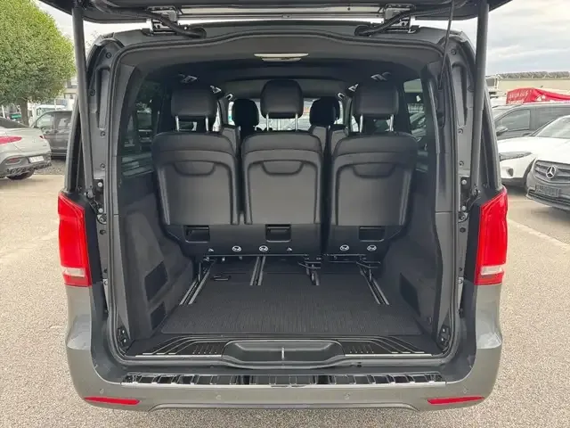 Mercedes-Benz EQV 300