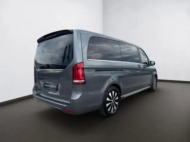 Mercedes-Benz EQV 300