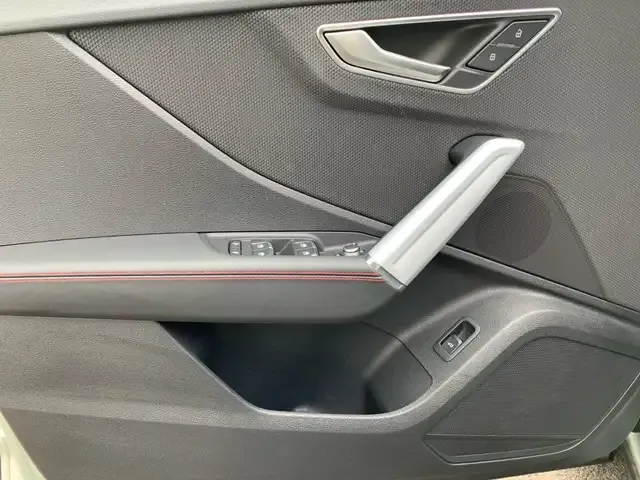 Audi SQ2