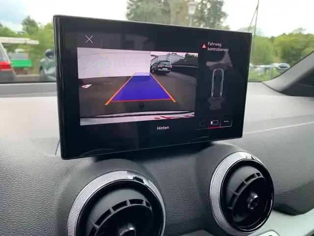Audi SQ2