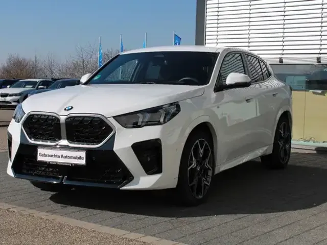 BMW X2