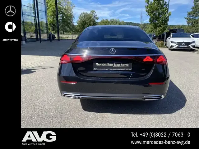 Mercedes-Benz E 220