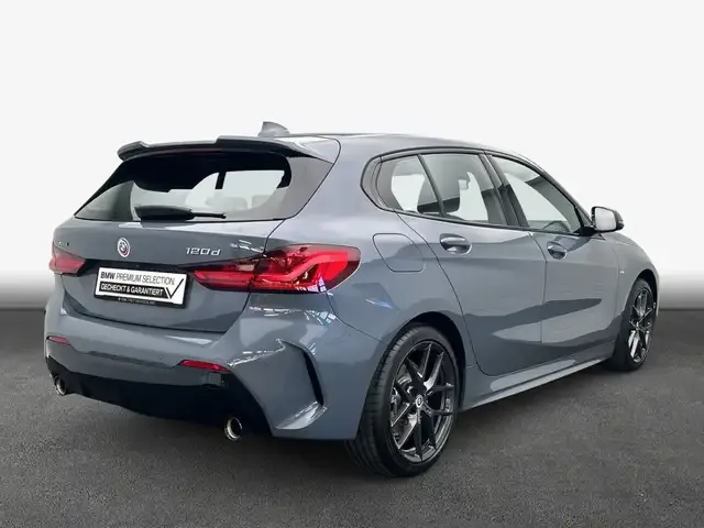 BMW 120