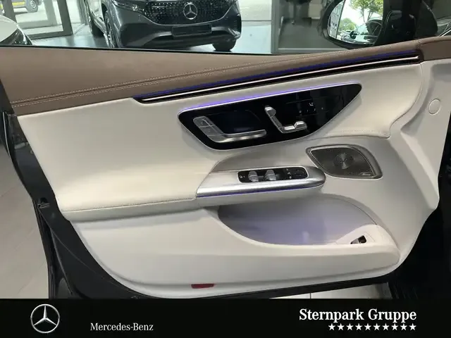 Mercedes-Benz EQE 350