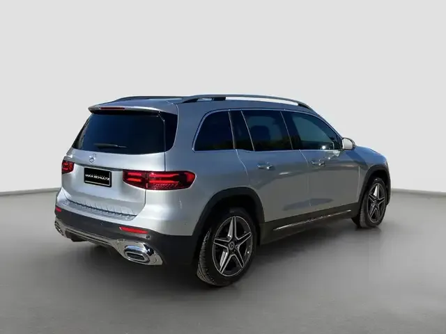 Mercedes-Benz GLB 200