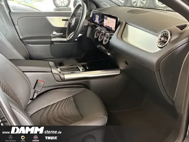 Mercedes-Benz EQA 300