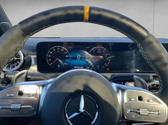 Mercedes-Benz CLA 45 AMG