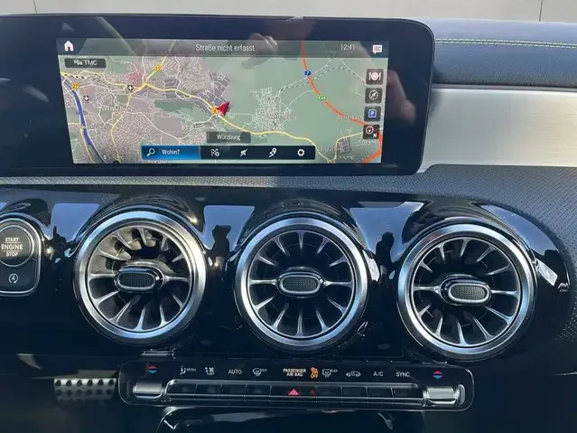 Mercedes-Benz CLA 45 AMG