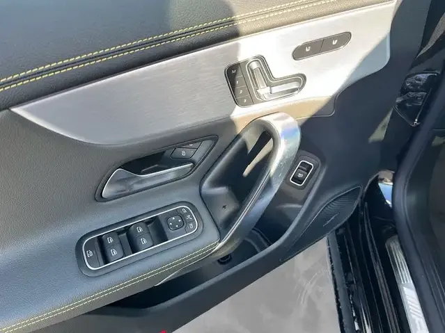 Mercedes-Benz CLA 45 AMG