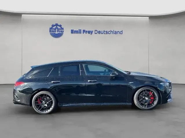 Mercedes-Benz CLA 45 AMG