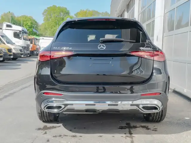 Mercedes-Benz GLC 220