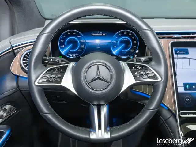 Mercedes-Benz EQE SUV