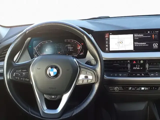 BMW 118