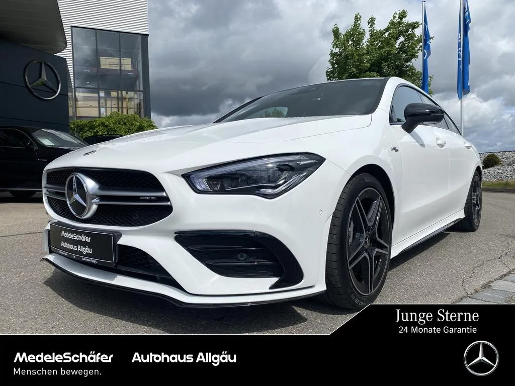 Mercedes-Benz CLA 35 AMG