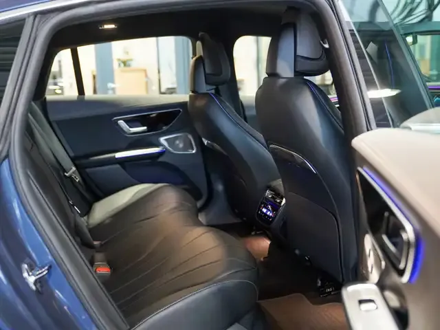 Mercedes-Benz EQE 300