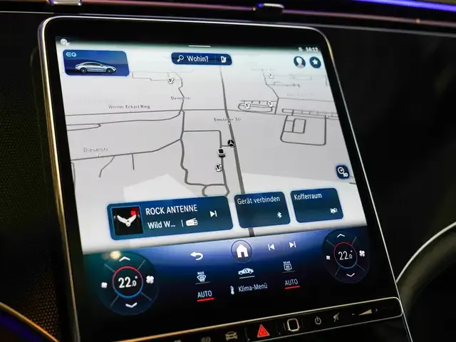 Mercedes-Benz EQE 300