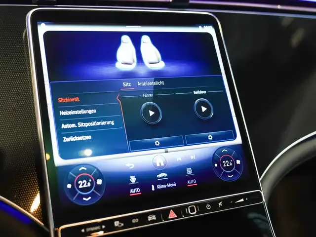 Mercedes-Benz EQE 300