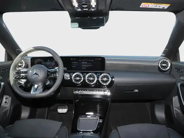 Mercedes-Benz CLA 45 AMG