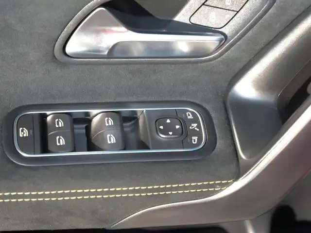 Mercedes-Benz CLA 45 AMG