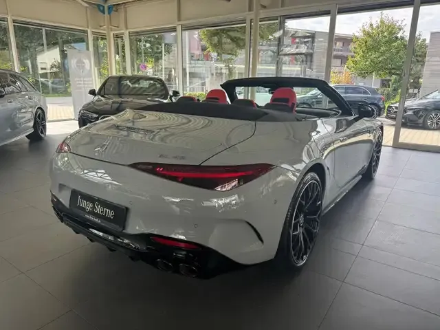 Mercedes-Benz SL 43 AMG