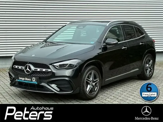 Mercedes-Benz GLA 220