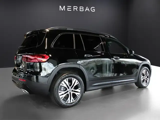 Mercedes-Benz GLB 200