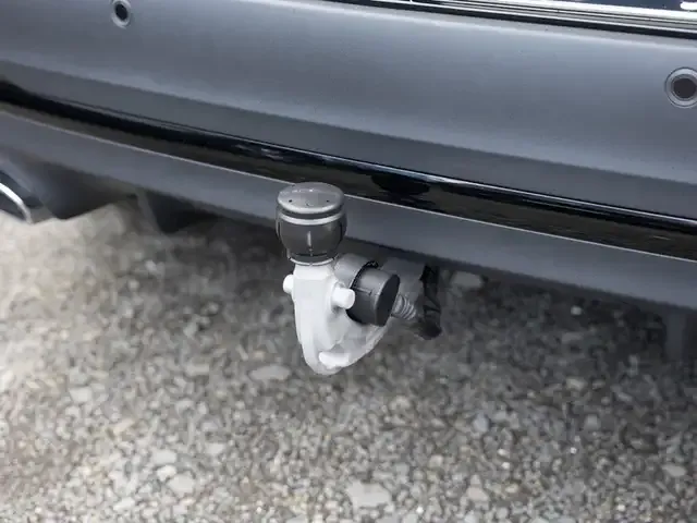 Mercedes-Benz GLA 220