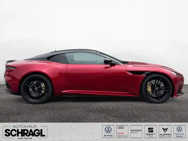 Aston Martin DBS