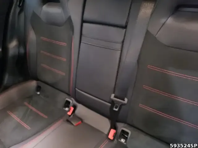 Mercedes-Benz CLA 220