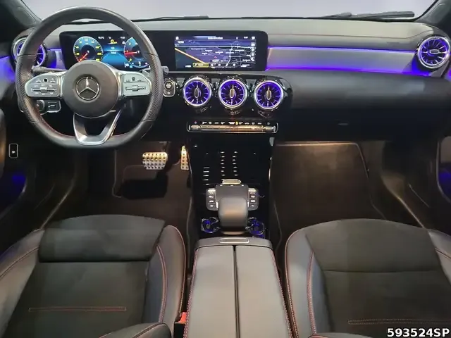 Mercedes-Benz CLA 220