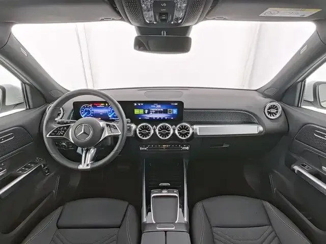 Mercedes-Benz EQB 300