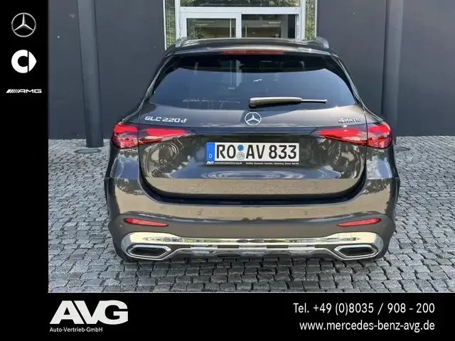 Mercedes-Benz GLC 220