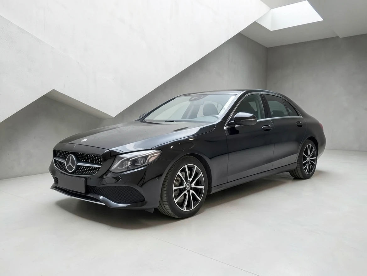Mercedes-Benz E 200