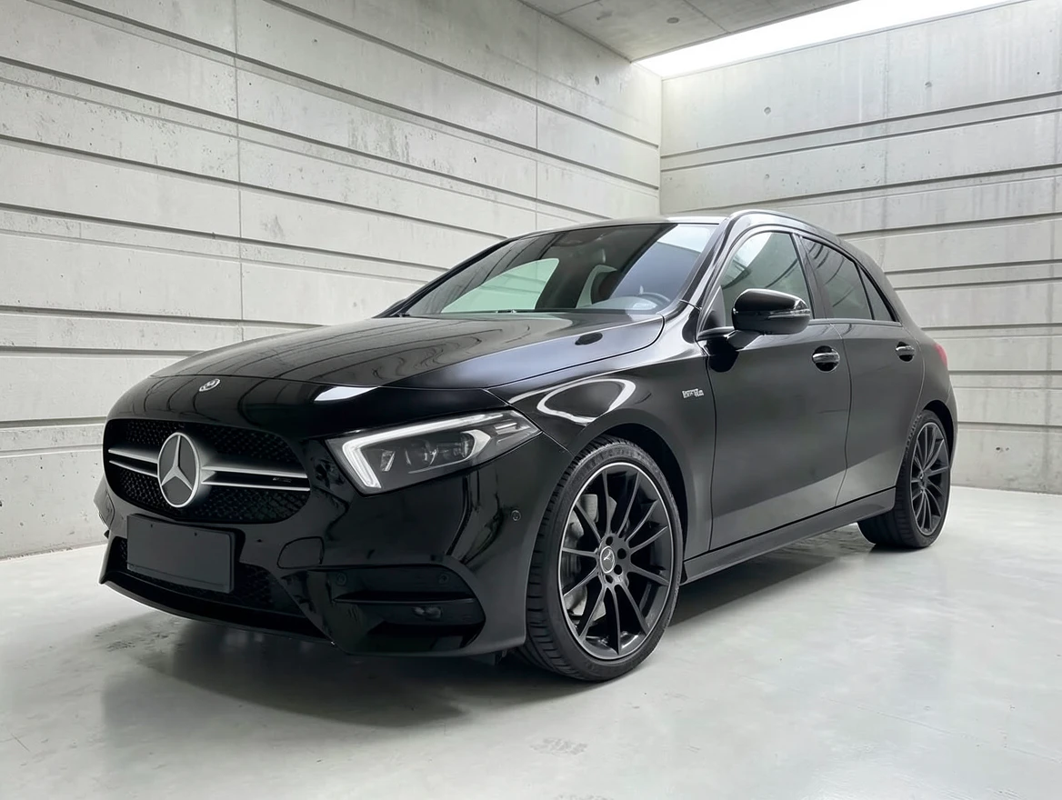 Mercedes-Benz A 35 AMG