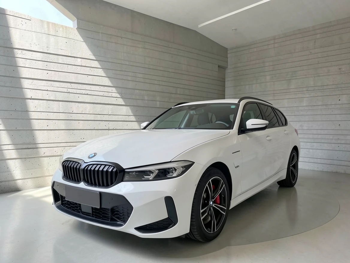 BMW 330