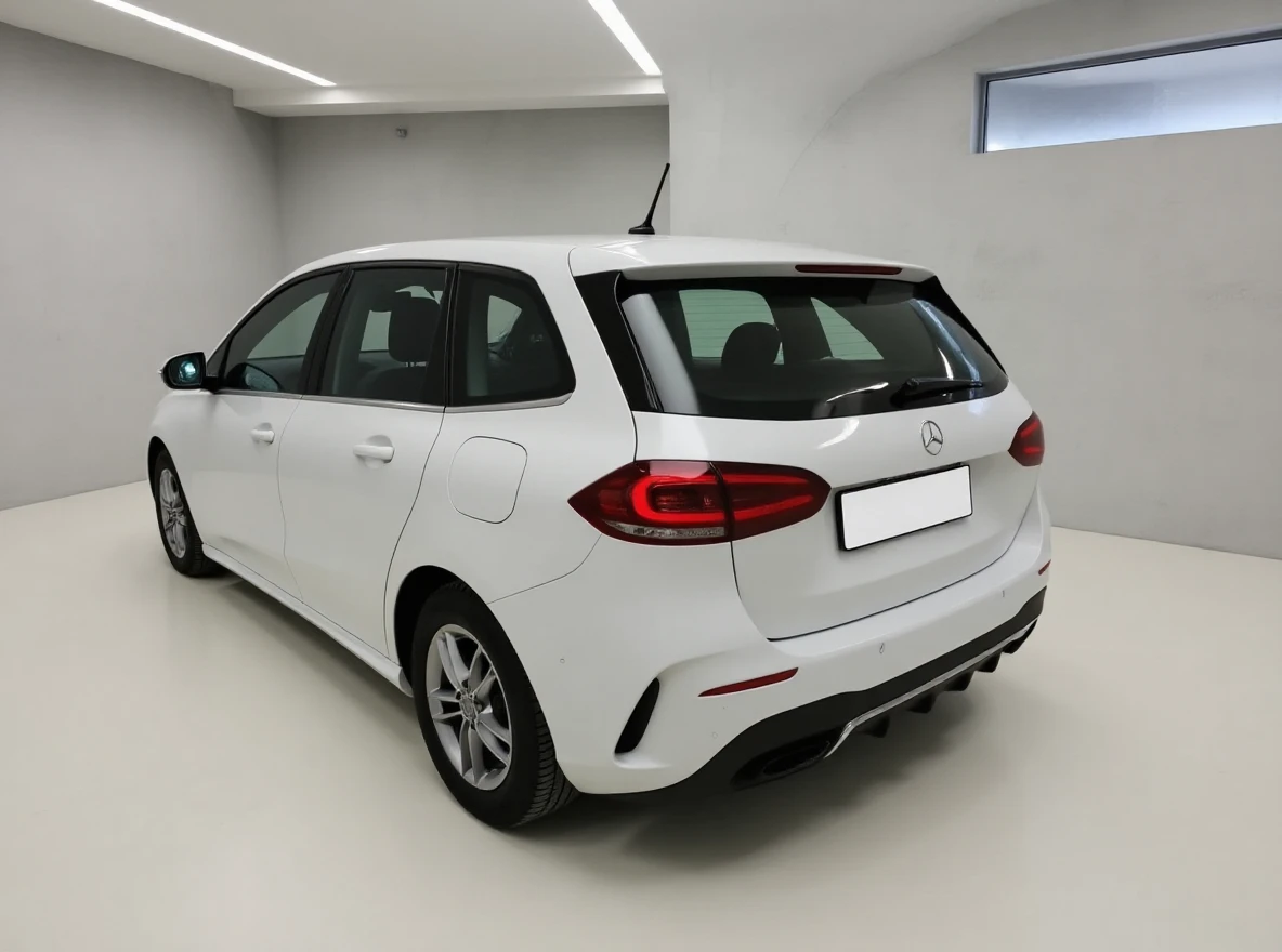 Mercedes-Benz B 180