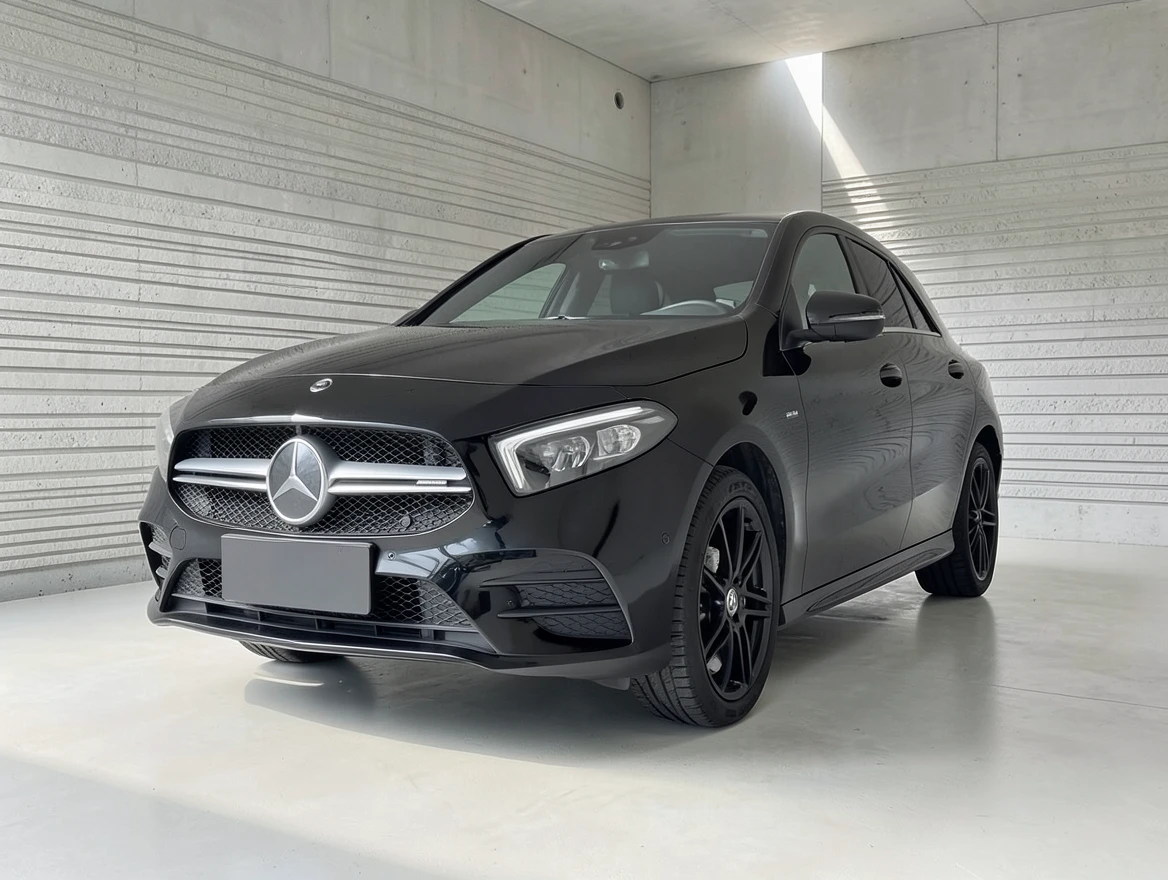 Mercedes-Benz A 35 AMG